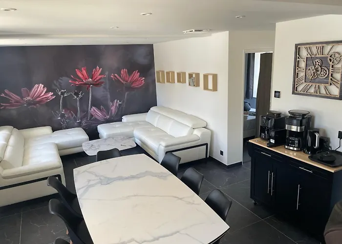 La Maison Des Lacs Et Des Parcs Holiday home *