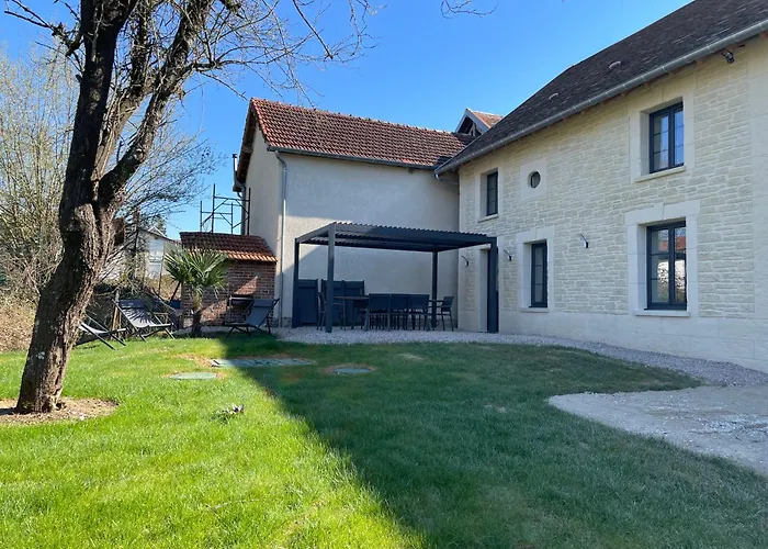 La Maison Des Lacs Et Des Parcs * Amance (Aube)